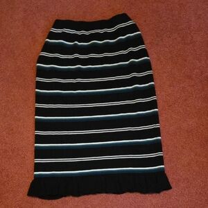Max Studio Chic and Comfy Pencil Skirt